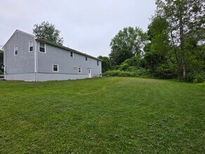 4 Hickey Dr in Framingham, MA - Building Photo - Building Photo