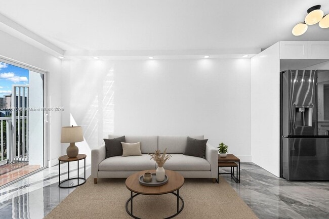 17800 Atlantic Blvd in Sunny Isles Beach, FL - Building Photo - Building Photo