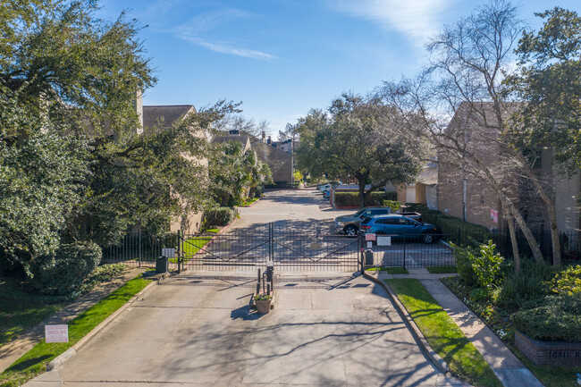 Evergreen Commons in Houston, TX - Building Photo - Building Photo