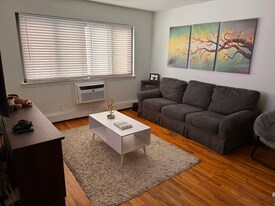 401 US-22, Unit 12C, NPlainfield, nj in Plainfield, NJ - Building Photo