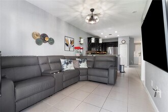 9831 NW 88th St in Doral, FL - Building Photo - Building Photo