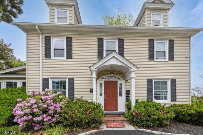 25 Jardine Rd in Morristown, NJ - Building Photo - Building Photo