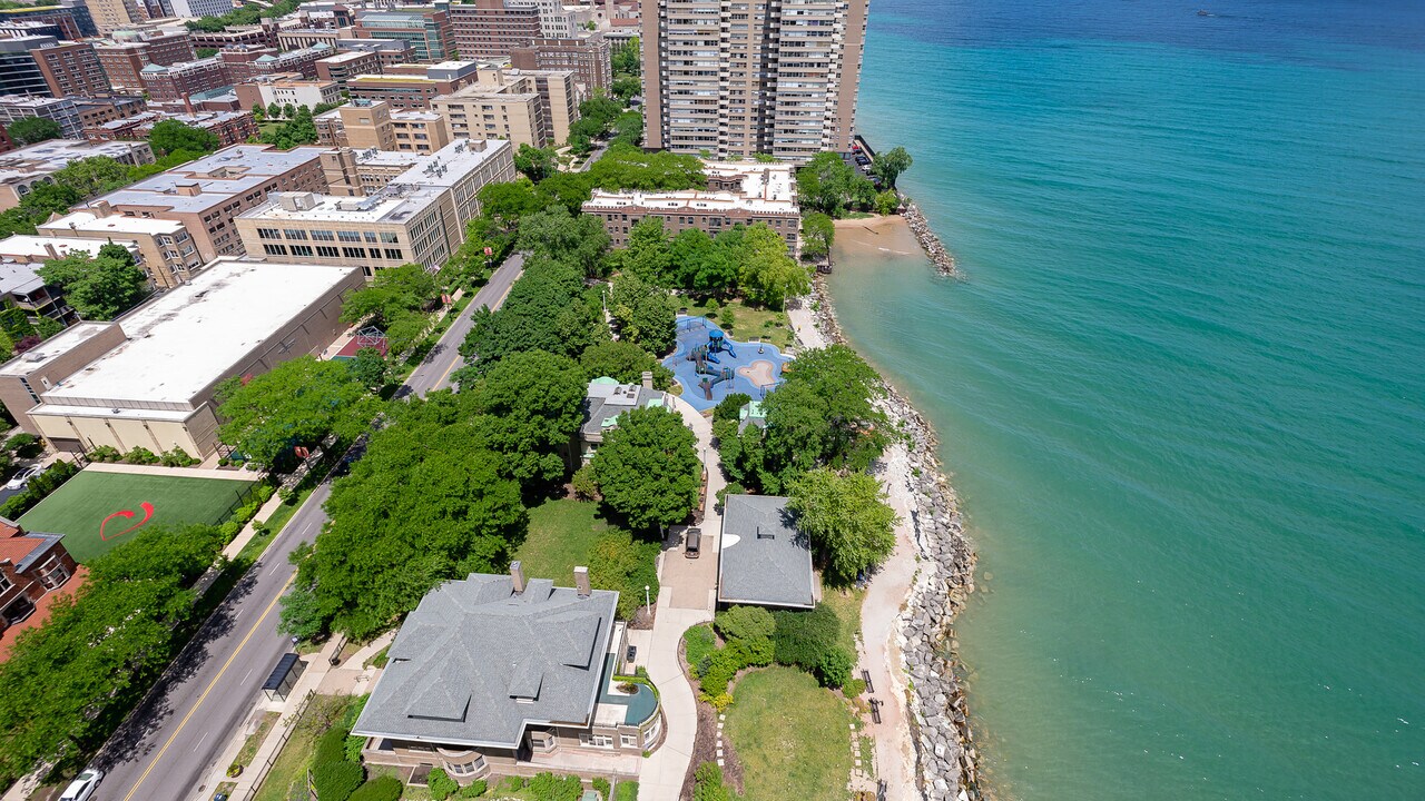6171 N Sheridan Rd-Unit -2509 in Chicago, IL - Building Photo