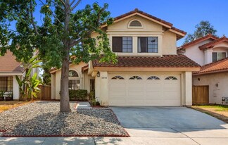 10734 Chinon Cir in San Diego, CA - Building Photo