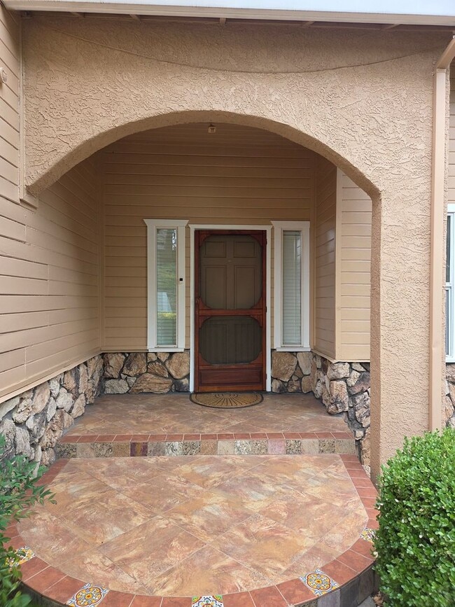 709 Arbona Cir N in Sonora, CA - Building Photo - Building Photo