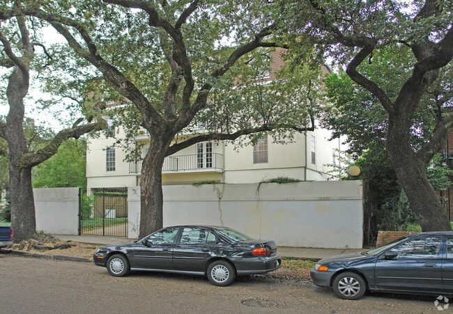 3625 Saint Charles Ave, Unit 3E in New Orleans, LA - Building Photo - Building Photo