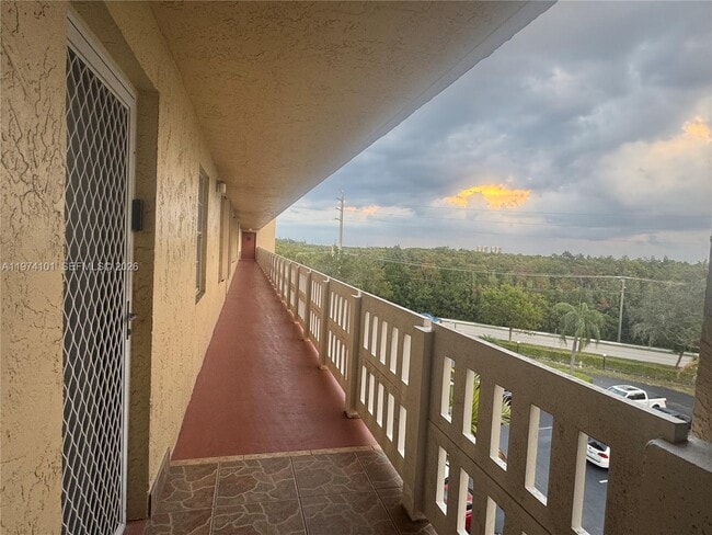 441 SE 3rd St in Dania Beach, FL - Building Photo - Building Photo