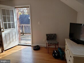 1227 N Utah St in Arlington, VA - Building Photo - Building Photo