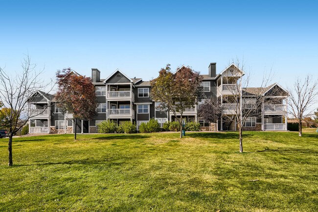 Nash Springs Apartments in Colorado Springs, CO - Building Photo - Building Photo
