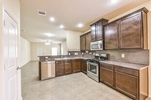 19735 Crossfalls Ln in Cypress, TX - Building Photo