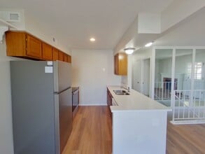 1717 S Cypress in Wichita, KS - Building Photo - Building Photo