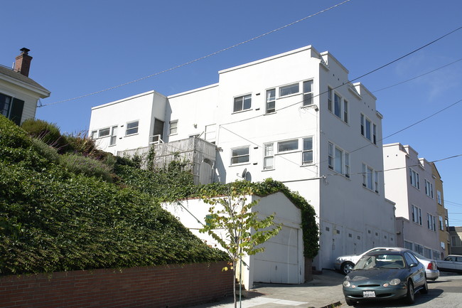 424 Wayne Ave in Oakland, CA - Building Photo - Building Photo