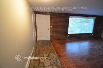 14435 183rd Ave SE in Renton, WA - Foto de edificio - Building Photo