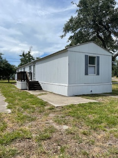 1800 N Live Oak St in Rockport, TX - Building Photo - Building Photo