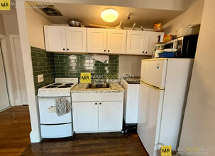 223 Newbury St, Unit 3R in Boston, MA - Building Photo - Building Photo