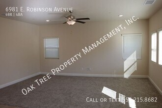 6981 E Robinson Ave in Fresno, CA - Building Photo - Building Photo