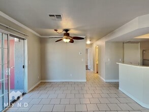 8600 W Charleston Blvd in Las Vegas, NV - Building Photo - Building Photo