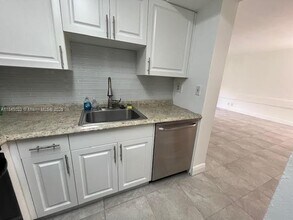 9137 SW 138th Pl in Miami, FL - Building Photo - Building Photo