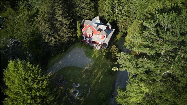 property at 38 Lake St