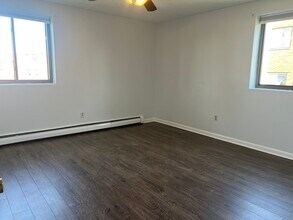 100 Governors Dr in Winthrop, MA - Building Photo - Building Photo