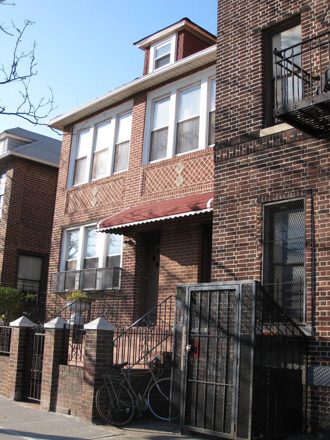 534 Pennsylvania Ave in Brooklyn, NY - Building Photo - Building Photo