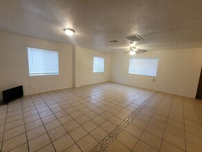 2510 Gold St in El Paso, TX - Building Photo - Building Photo