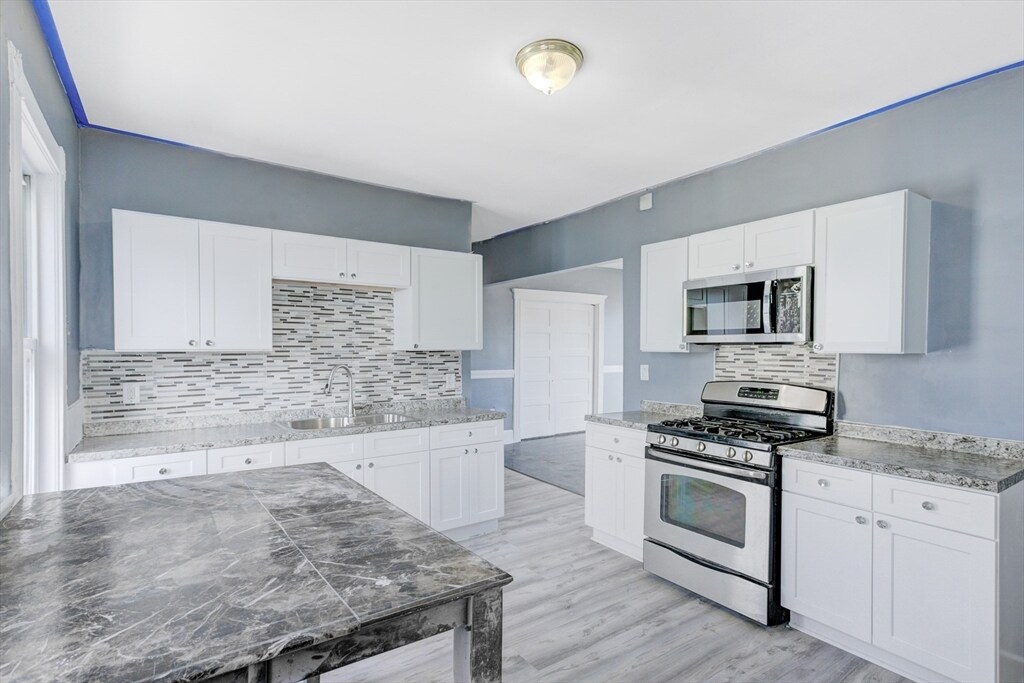 53 Hamilton St in Boston, MA - Building Photo
