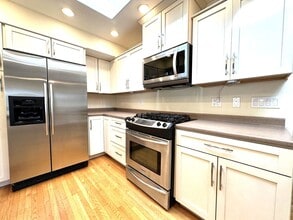 3553 Armstrong St in San Diego, CA - Building Photo - Building Photo