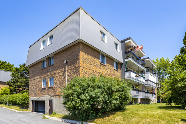 6320 Bonaventure