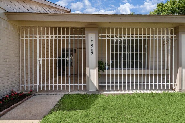 11202 Bayou Pl Dr in Houston, TX - Building Photo - Building Photo
