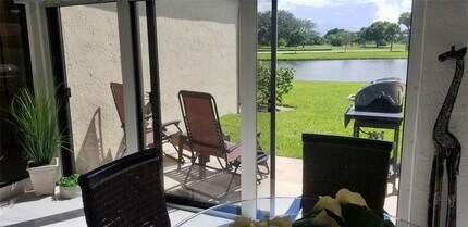 8350 Mooring Cir in Boynton Beach, FL - Building Photo - Building Photo