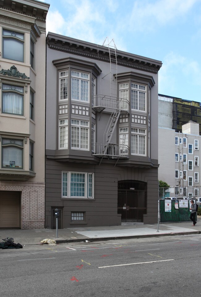 1753 Washington St in San Francisco, CA - Building Photo - Building Photo