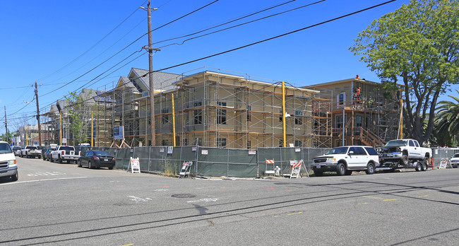 Everett Commons in Alameda, CA - Building Photo - Building Photo