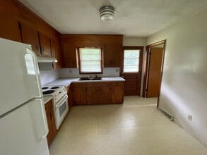 308 Davis Rd in Shelby, NC - Building Photo - Building Photo