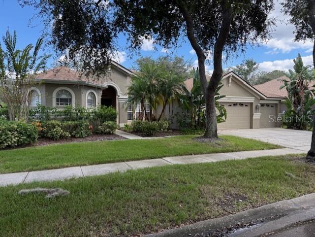 5955 Jaegerglen Dr in Fish Hawk, FL - Building Photo - Building Photo