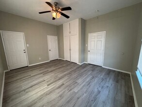 2613 Avenue K in Galveston, TX - Building Photo - Building Photo