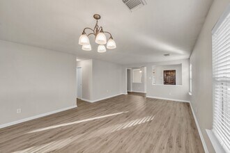 9518 Milas Way in Sugar Land, TX - Building Photo - Building Photo