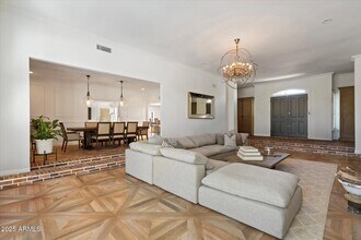 6533 E Maverick Rd in Paradise Valley, AZ - Building Photo - Building Photo
