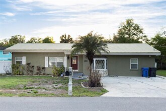 16204 Tampa St in Lutz, FL - Building Photo - Building Photo
