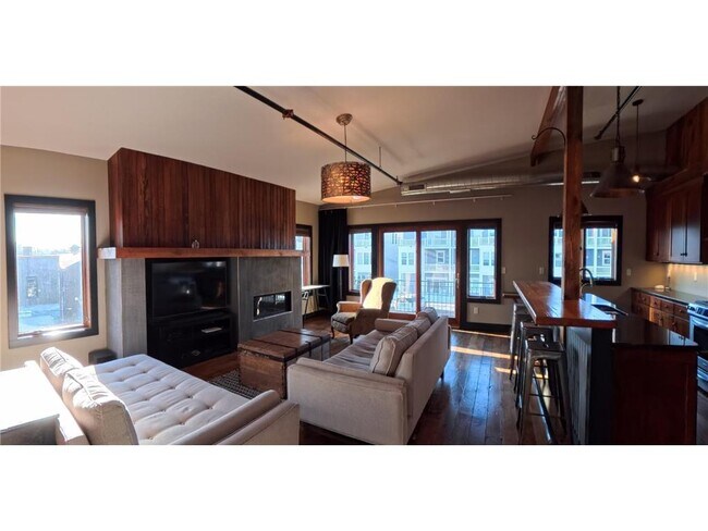 312 3rd St in Excelsior, MN - Building Photo - Building Photo