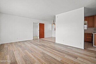 9532 Waverly Dr in El Paso, TX - Building Photo - Building Photo