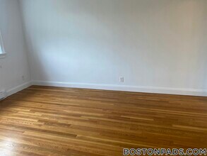 134 Summer St, Unit 32 in Malden, MA - Building Photo - Building Photo