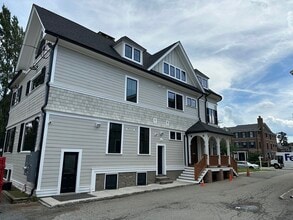 60 Maple Ave, Unit 2nd Floor in Morristown, NJ - Building Photo - Building Photo