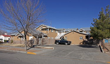 1111 Silver Ave SW in Albuquerque, NM - Building Photo - Building Photo