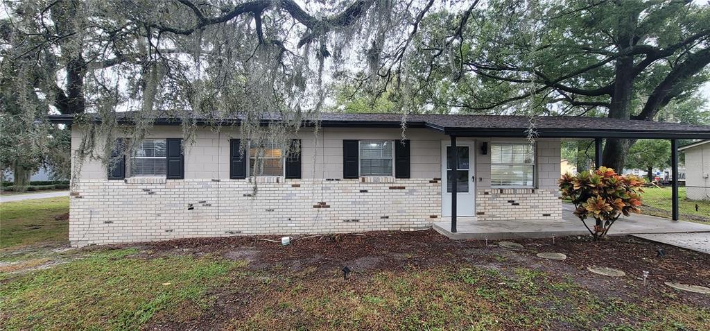 694 Douglas Ave in Altamonte Springs, FL - Building Photo