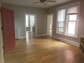 5524 Stanton Ave in Pittsburgh, PA - Foto de edificio - Building Photo