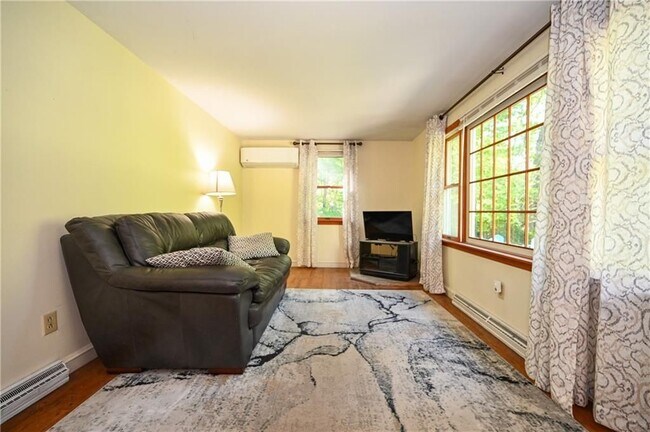 22 Gleaner Chapel Rd in Scituate, RI - Building Photo - Building Photo