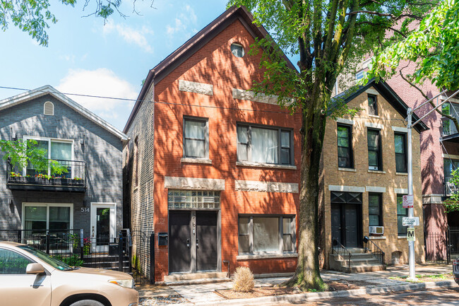 516 N Hermitage Ave in Chicago, IL - Building Photo - Building Photo