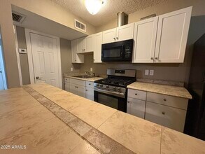 2735 W Tuckey Ln in Phoenix, AZ - Building Photo - Building Photo