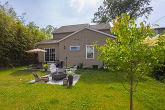 345 Kenilworth Rd in Bay Village, OH - Building Photo - Building Photo